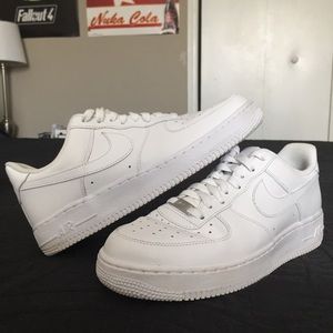 how to clean af1 at home